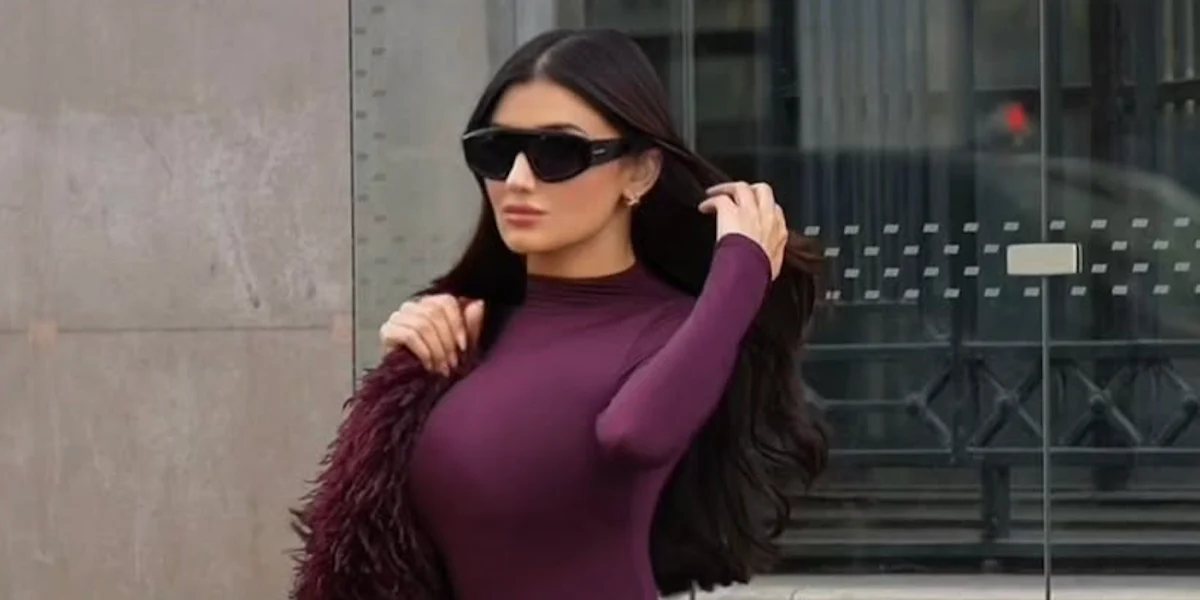 Alaia AA0092S 001 - As Seen On Mai Omar & Philippine Leroy-Beaulieu - Image 4