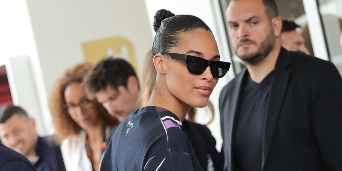 Alexander McQueen AM0393S 001 - As Seen On Cindy Bruna - Image 3