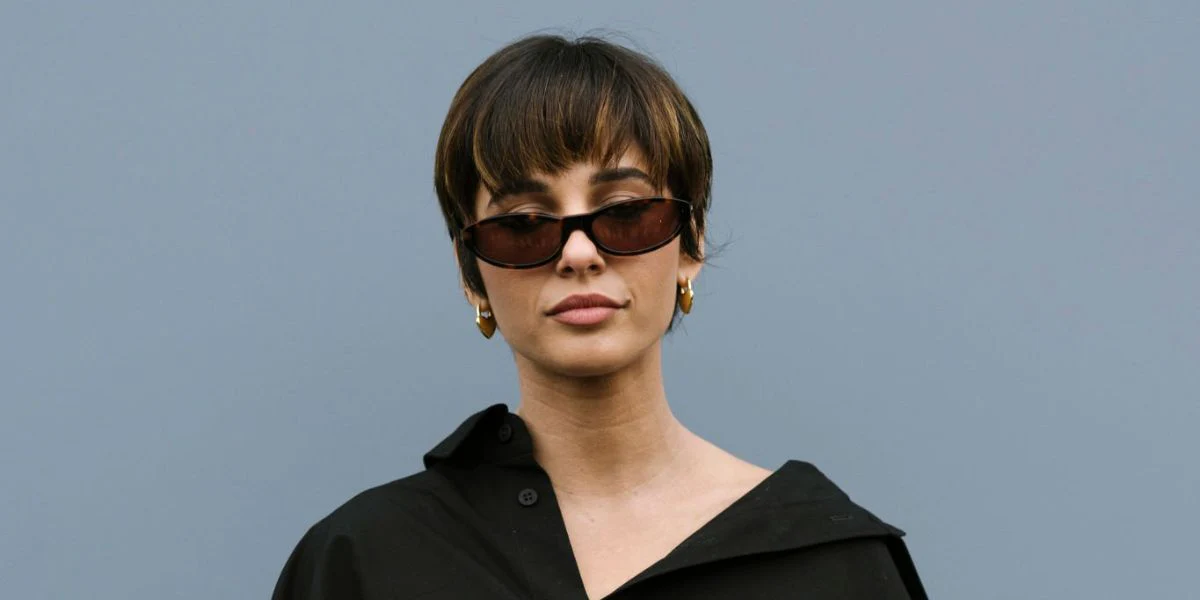 Balenciaga BB0007S 013 - As Seen On Naomi Scott & Juyeon - Image 4