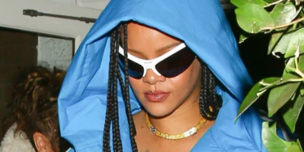 Balenciaga BB0232S 003 with Extending Sides - As Seen on Rihanna & Kim Kardashian - Image 4