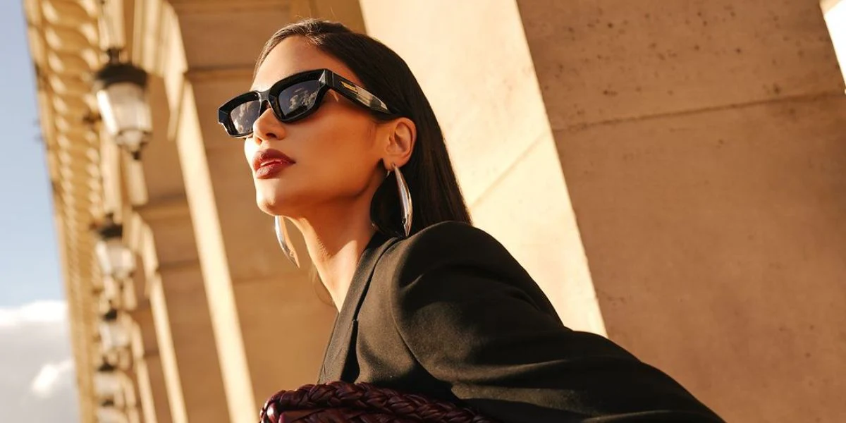 Bottega Veneta BV1101S 001 - As Seen On Kendall Jenner & Maluma - Image 8