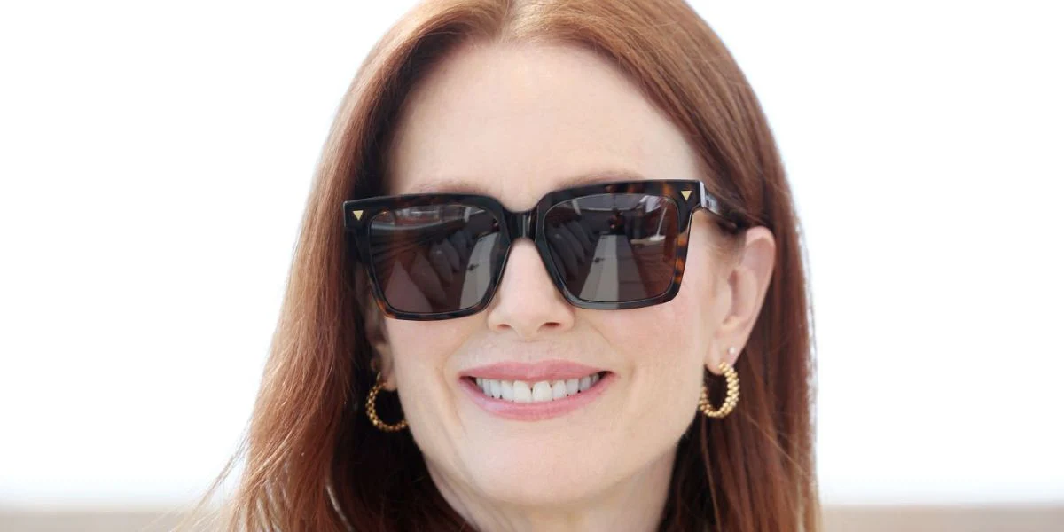 Bottega Veneta BV1254S 002- As Seen On Julianne Moore - Image 4