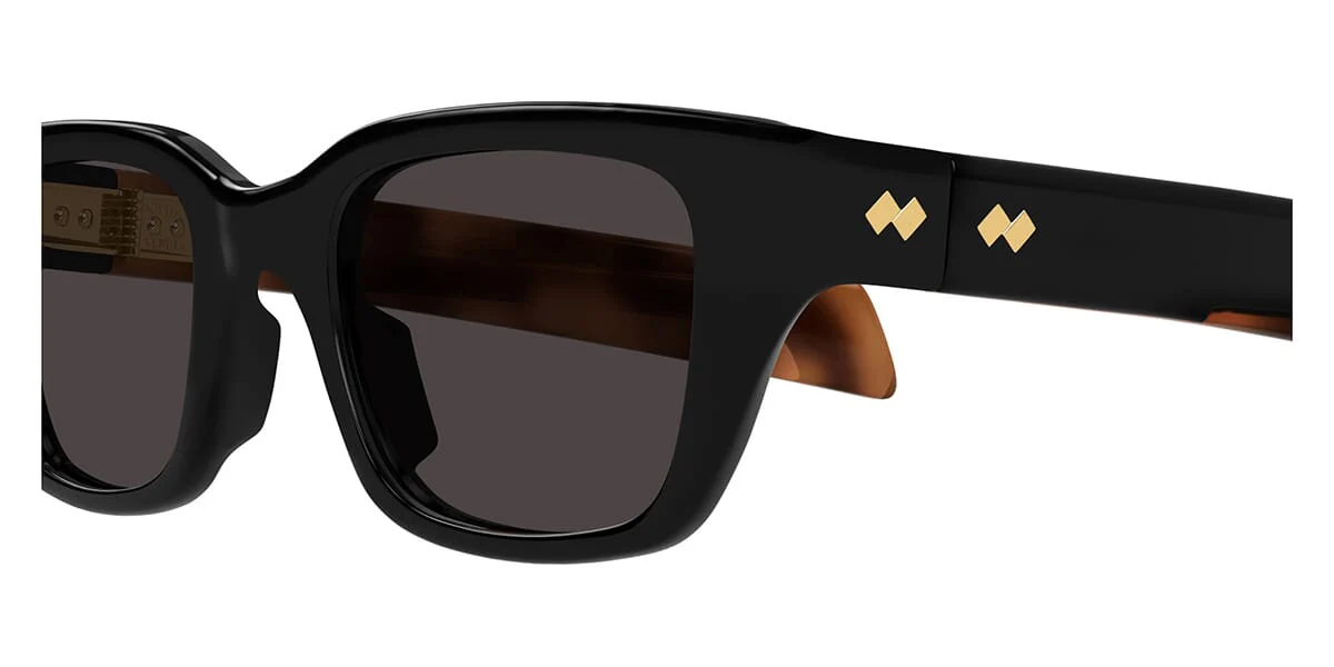 Bottega Veneta BV1393S 001 - As Seen On Tramell Tillman - Image 3