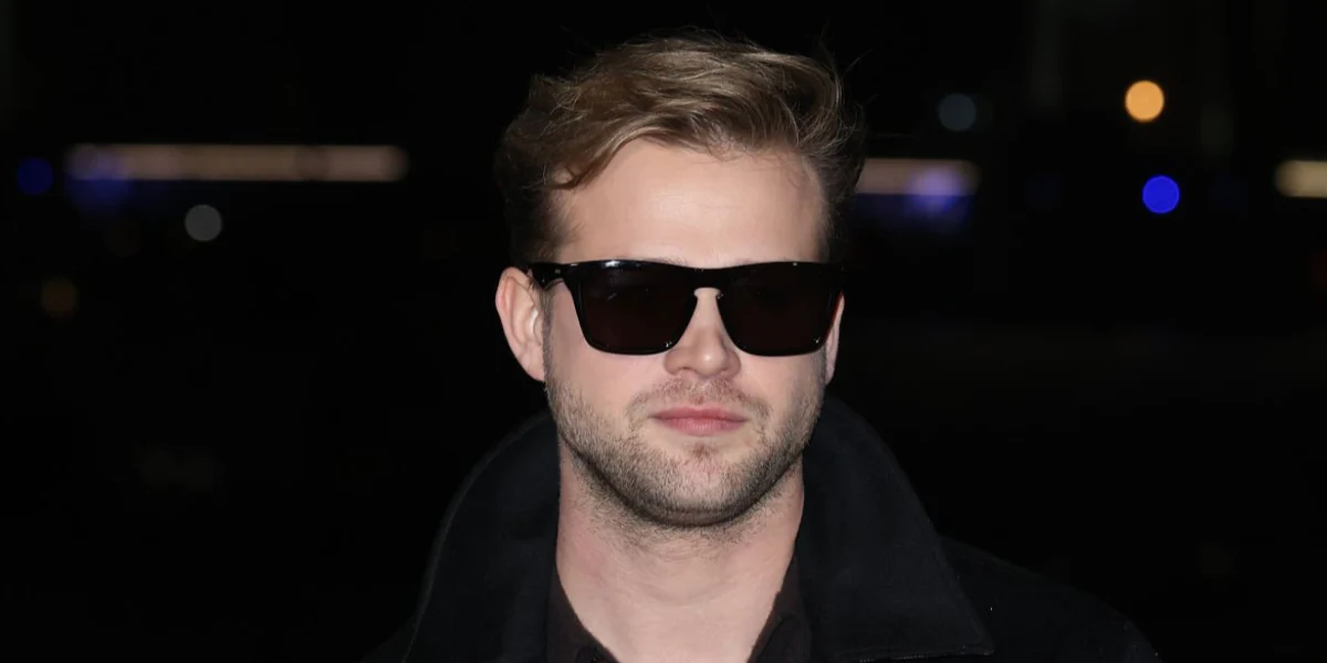 Burberry BE4434 4121/87 - As Seen On Leo Woodall & Lennon Gallagher - Image 4