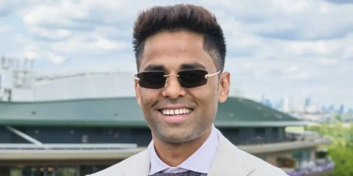 Cartier Panthere CT0474S 001 - As Seen On Suryakumar Yadav & Tijjani Reijnders - Image 4