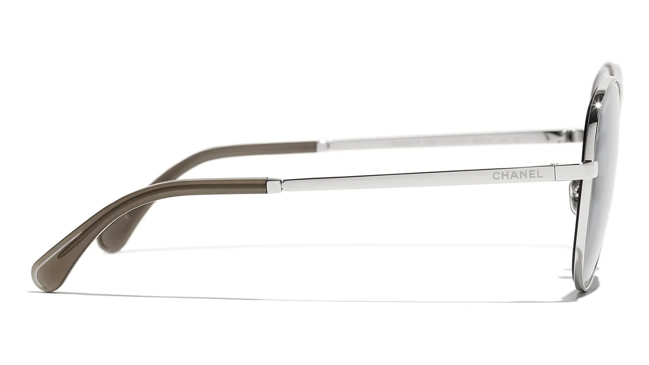 CHANEL 4266 C124/87 Sunglasses - Image 3