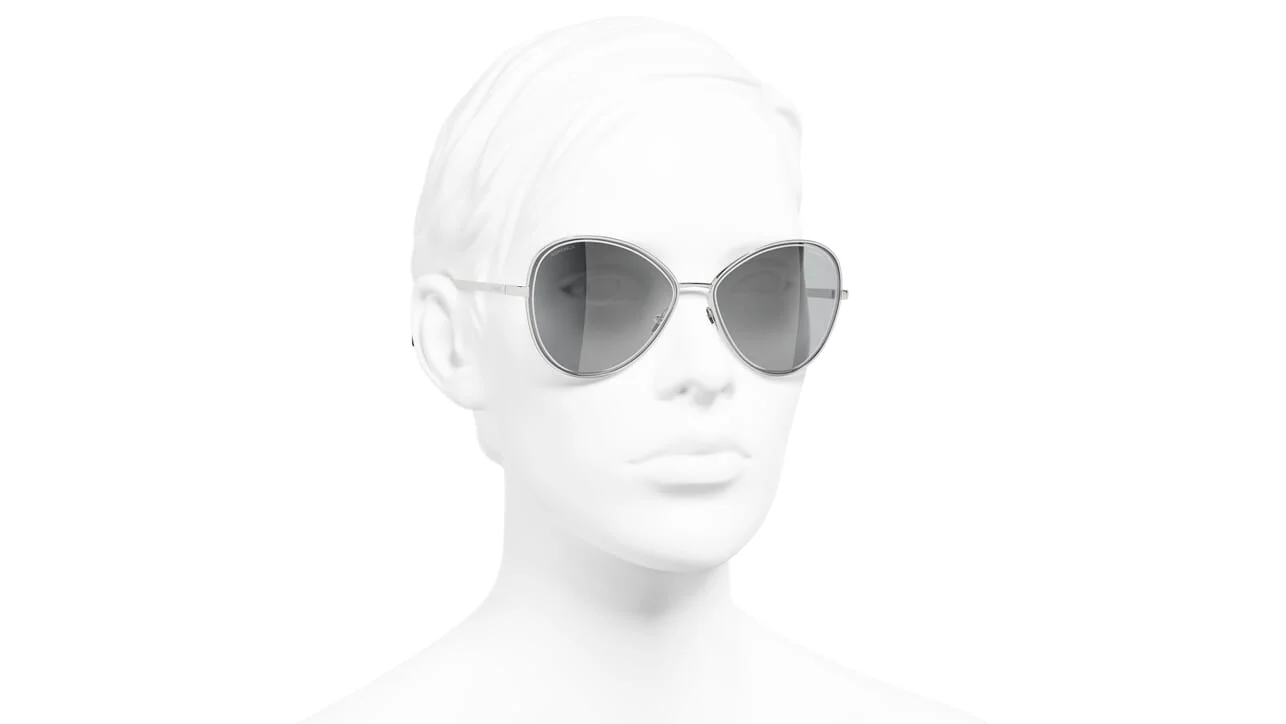 CHANEL 4266 C124/87 Sunglasses - Image 5