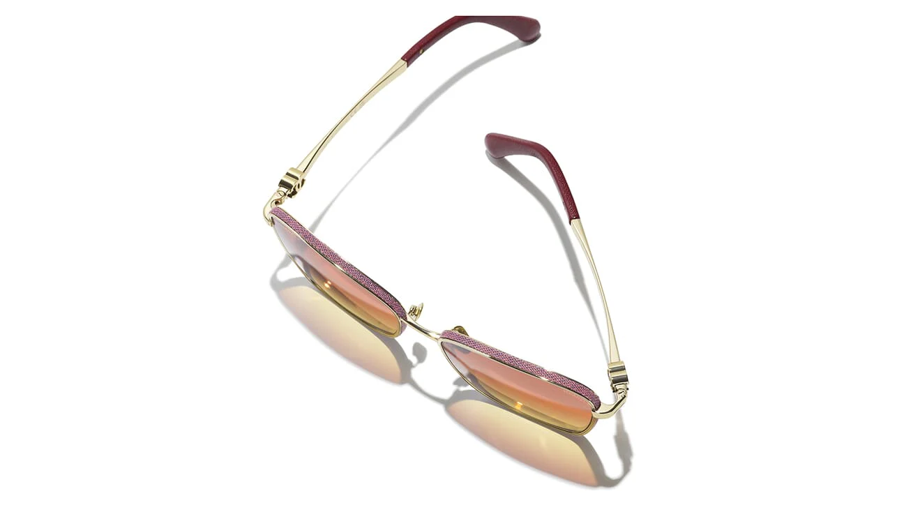 CHANEL 4289Q C418/14 Sunglasses - Image 4