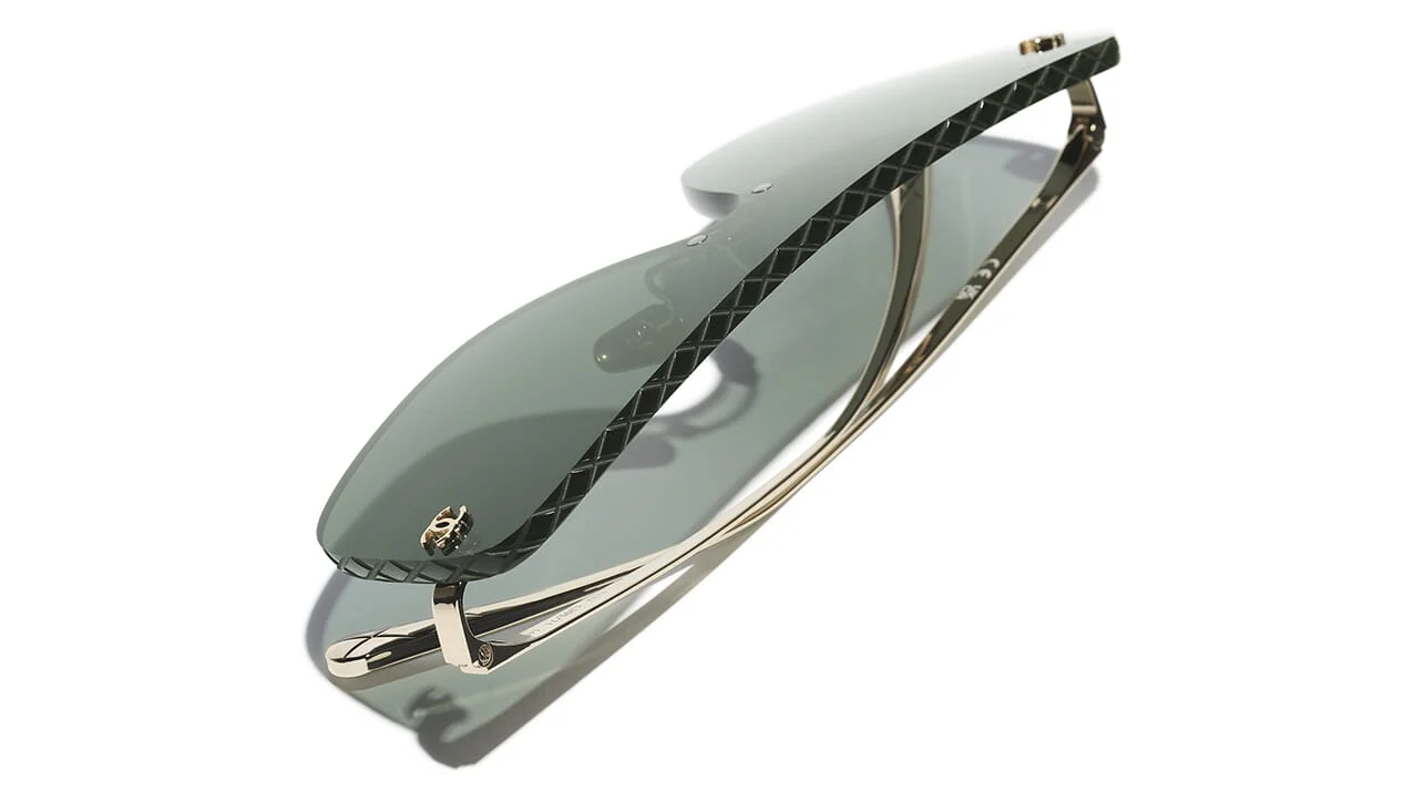 CHANEL 4293 C395/71 Sunglasses - Image 4