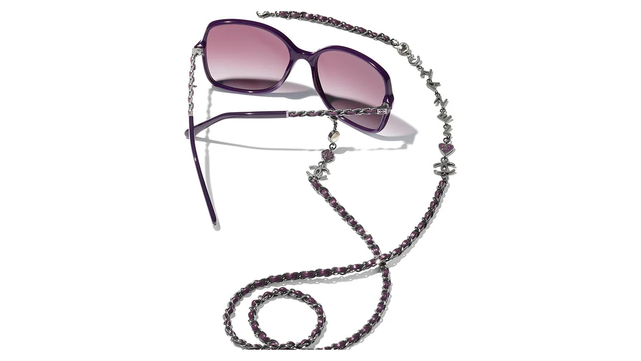 CHANEL 5210Q 1758/8H Sunglasses - Image 4