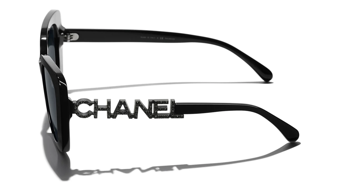 CHANEL 5422B C501/T8 Sunglasses - Image 4