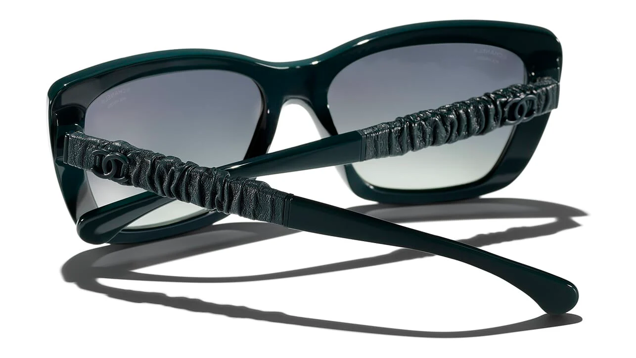 CHANEL 5476Q 1459/S8 Sunglasses - Image 4