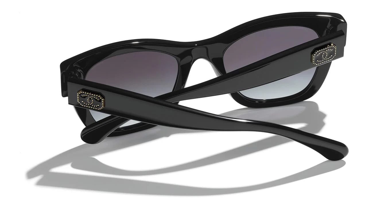 CHANEL Coco Charms 5478 1403/S6 Sunglasses - Image 4