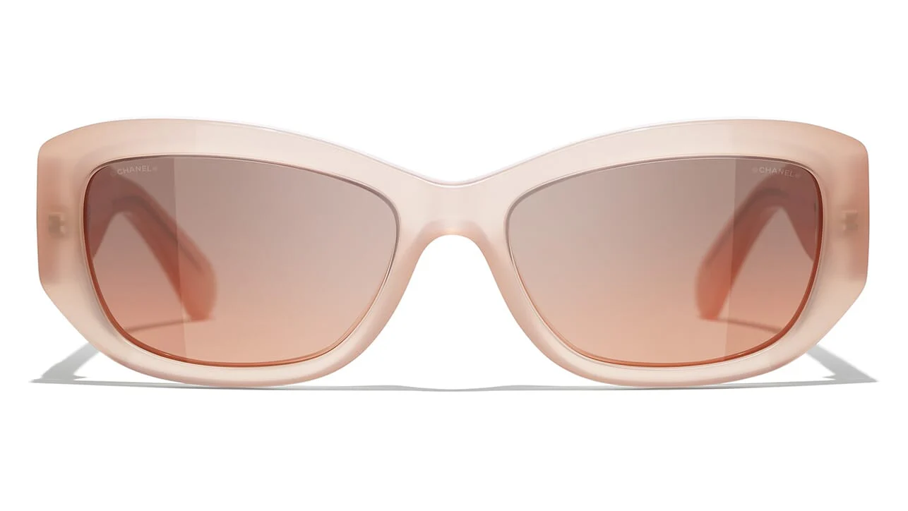 CHANEL 5493 1732/18 Sunglasses - Image 2