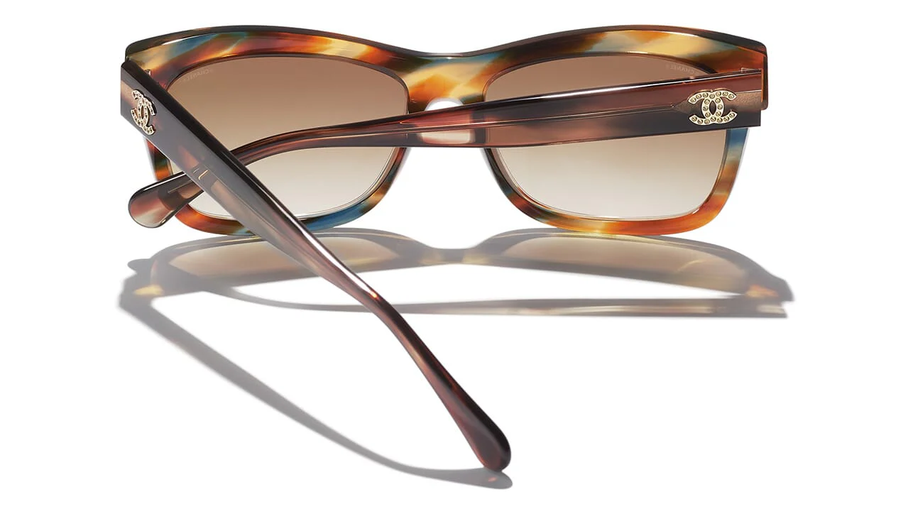 CHANEL 5496B 1735/S5 Sunglasses - Image 4