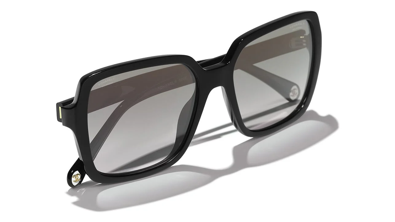 CHANEL 5505 C622/M3 Sunglasses - Image 4