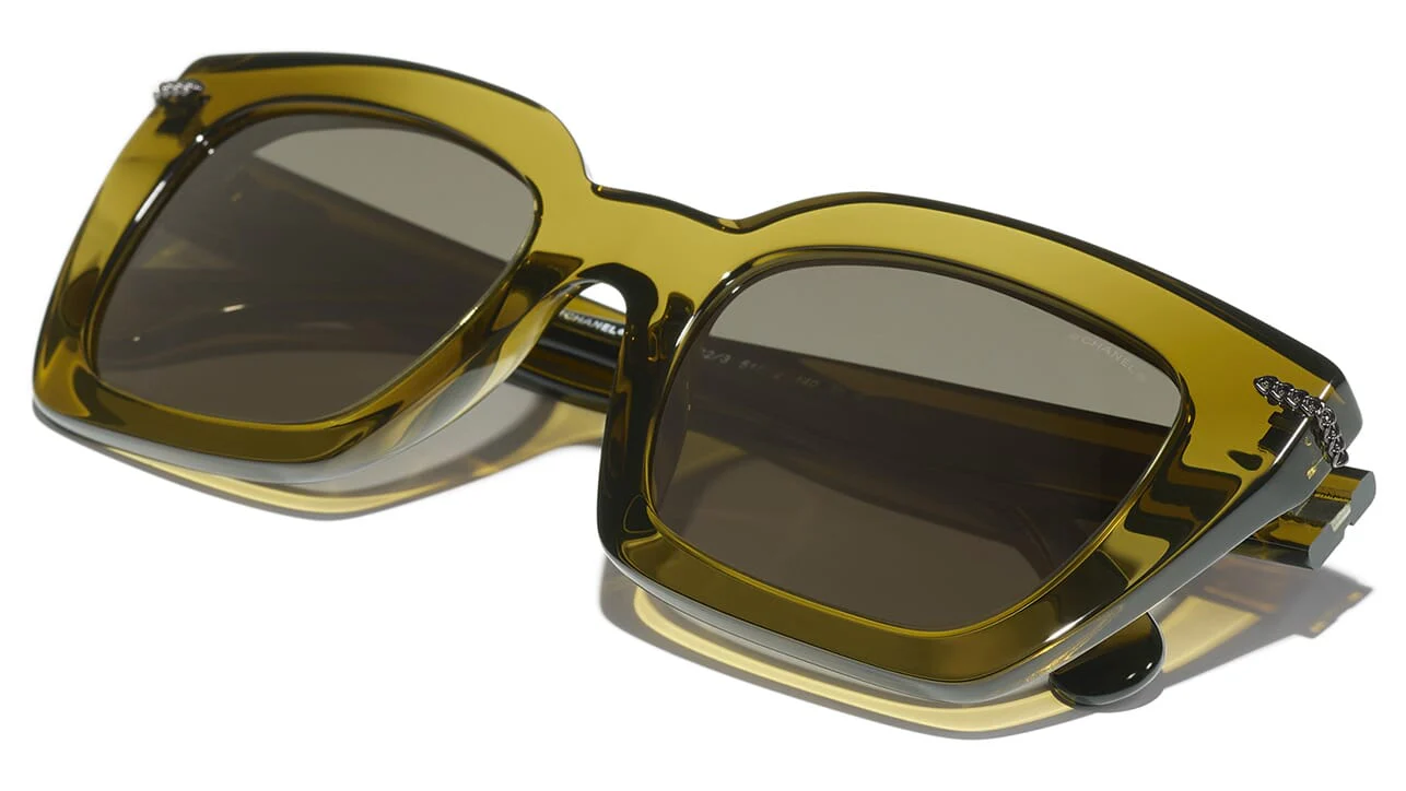 CHANEL 5509 1742/3 Sunglasses - Image 4