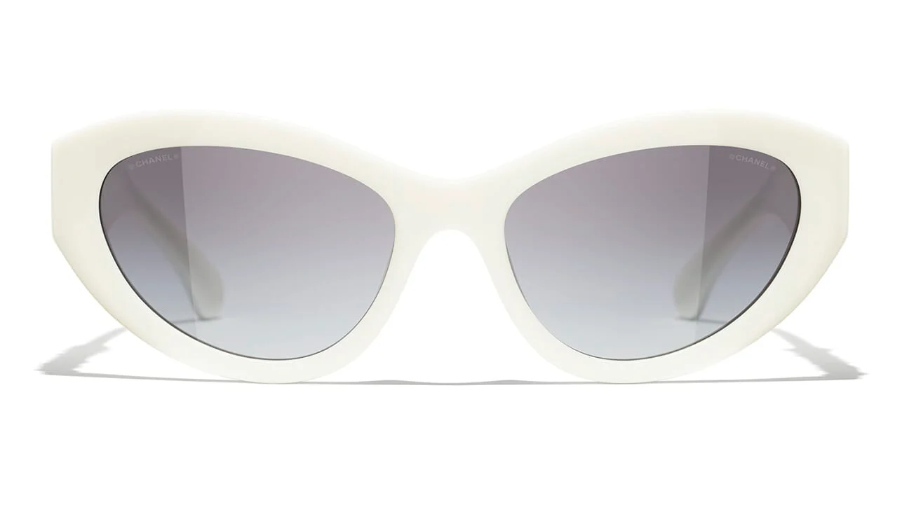 CHANEL 5513 1255/S6 Sunglasses - Image 2