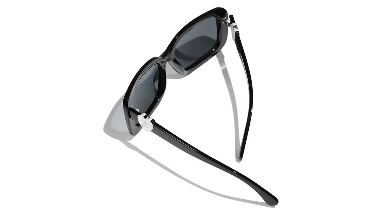 CHANEL 5520 C501/S4 Sunglasses - Image 4