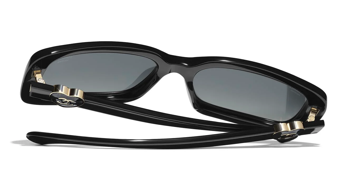 CHANEL 5520 C622/S8 Sunglasses - Image 4