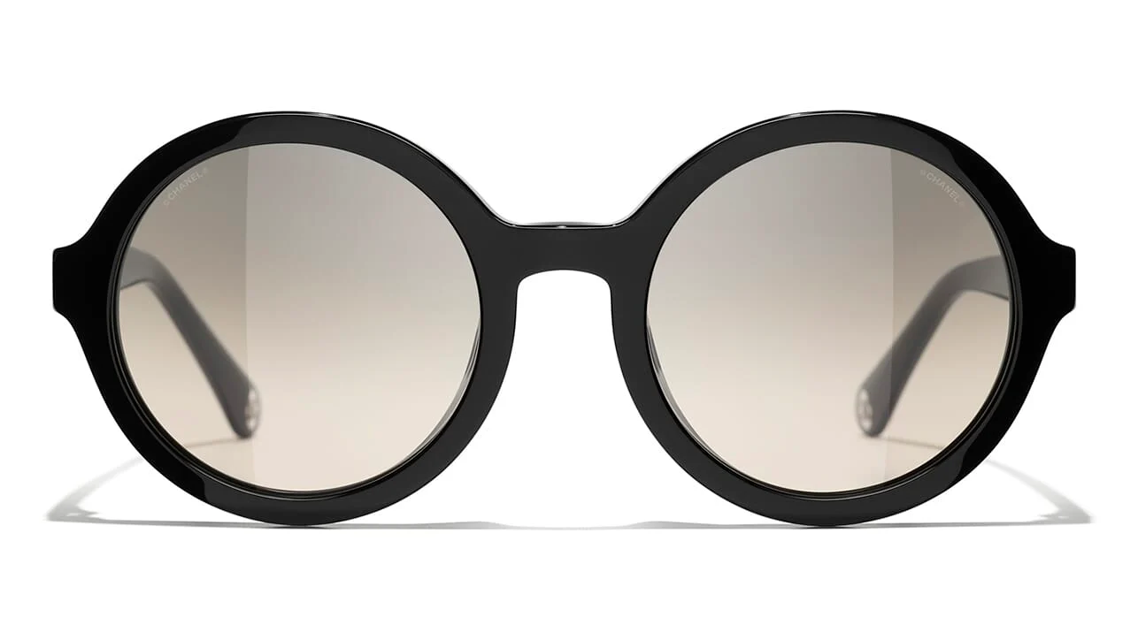 CHANEL 5522U C501/32 Sunglasses - Image 2