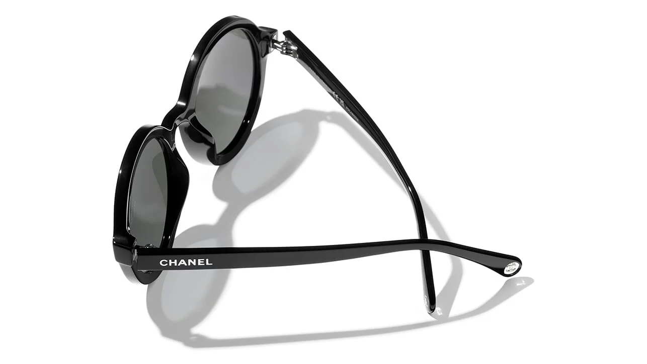 CHANEL 5522U C501/48 Sunglasses - Image 4