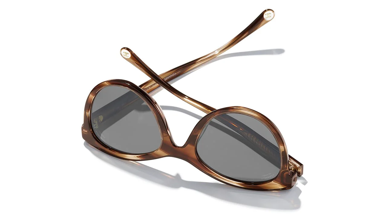 CHANEL 5523U 1757/48 Sunglasses - Image 4