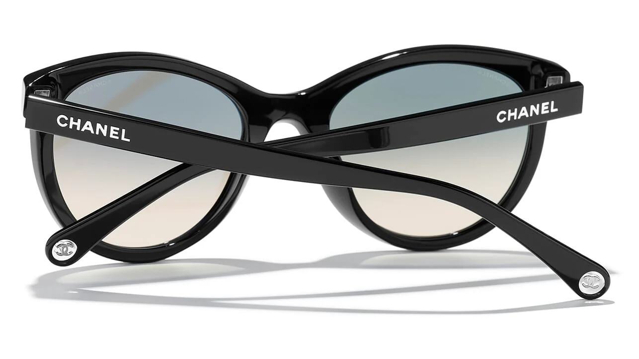 CHANEL 5523U C501/32 Sunglasses - Image 4