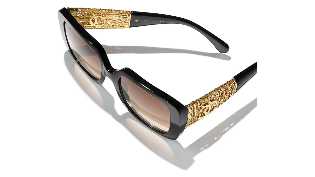 CHANEL 5532 C622/S9 Sunglasses - Image 4