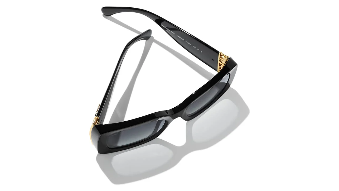 CHANEL 5534 C622/S8 Sunglasses - Image 4
