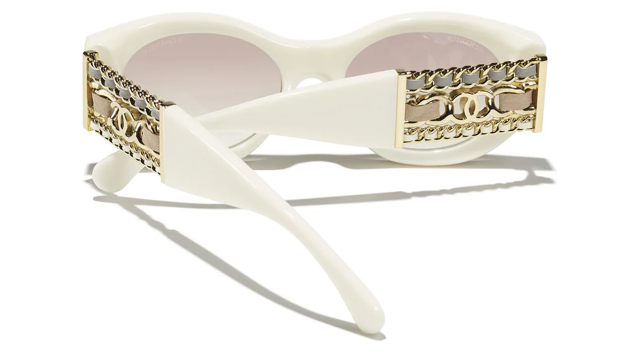 CHANEL 5536 1255/13 Sunglasses - Image 4