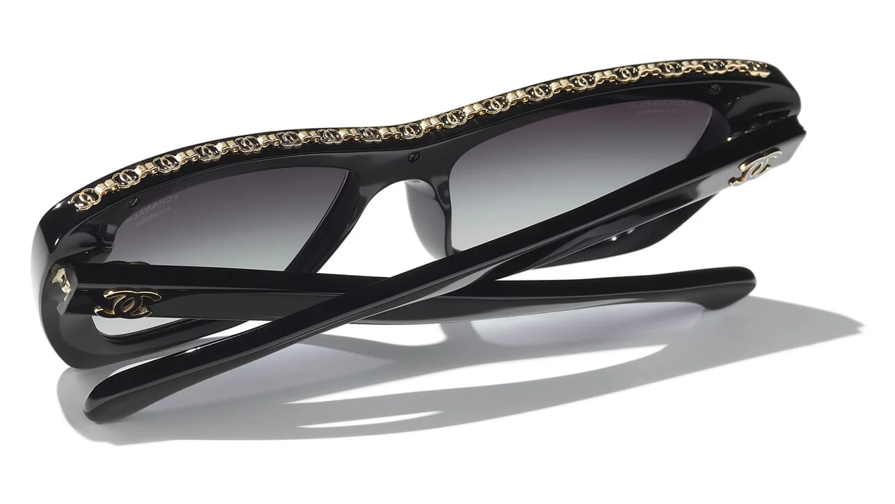 CHANEL 5540 C622/S8 Sunglasses - Image 4