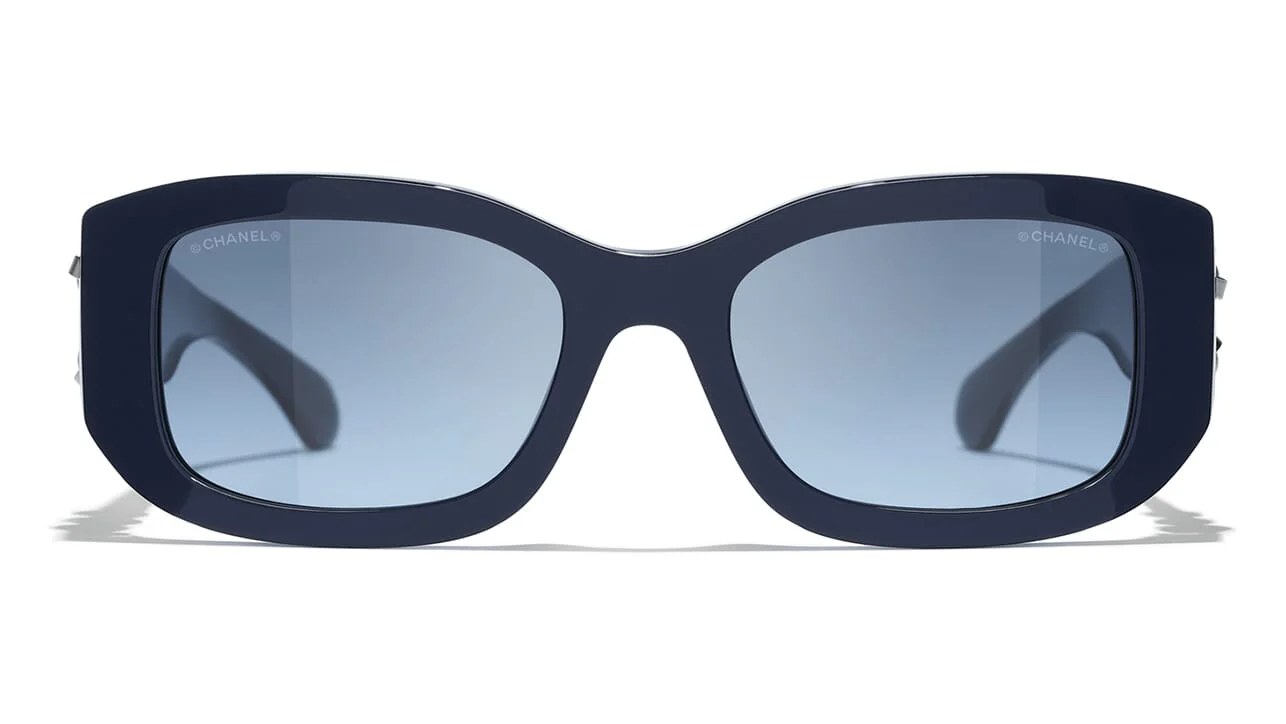 CHANEL 5542 1462/S2 Sunglasses - Image 2