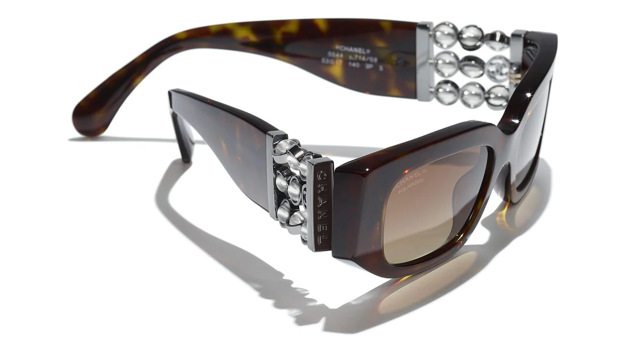 CHANEL 5544 C714/S9 Sunglasses - Image 4