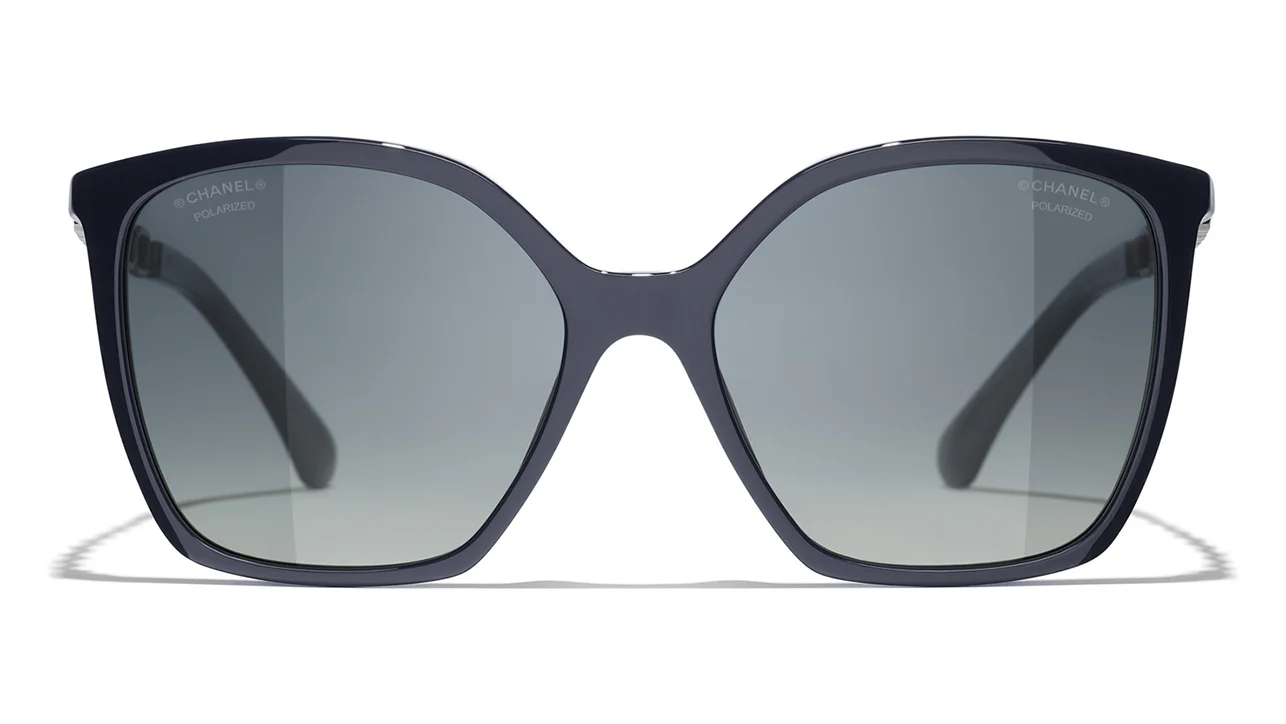 CHANEL 5546Q 1462/K4 Sunglasses - Image 2