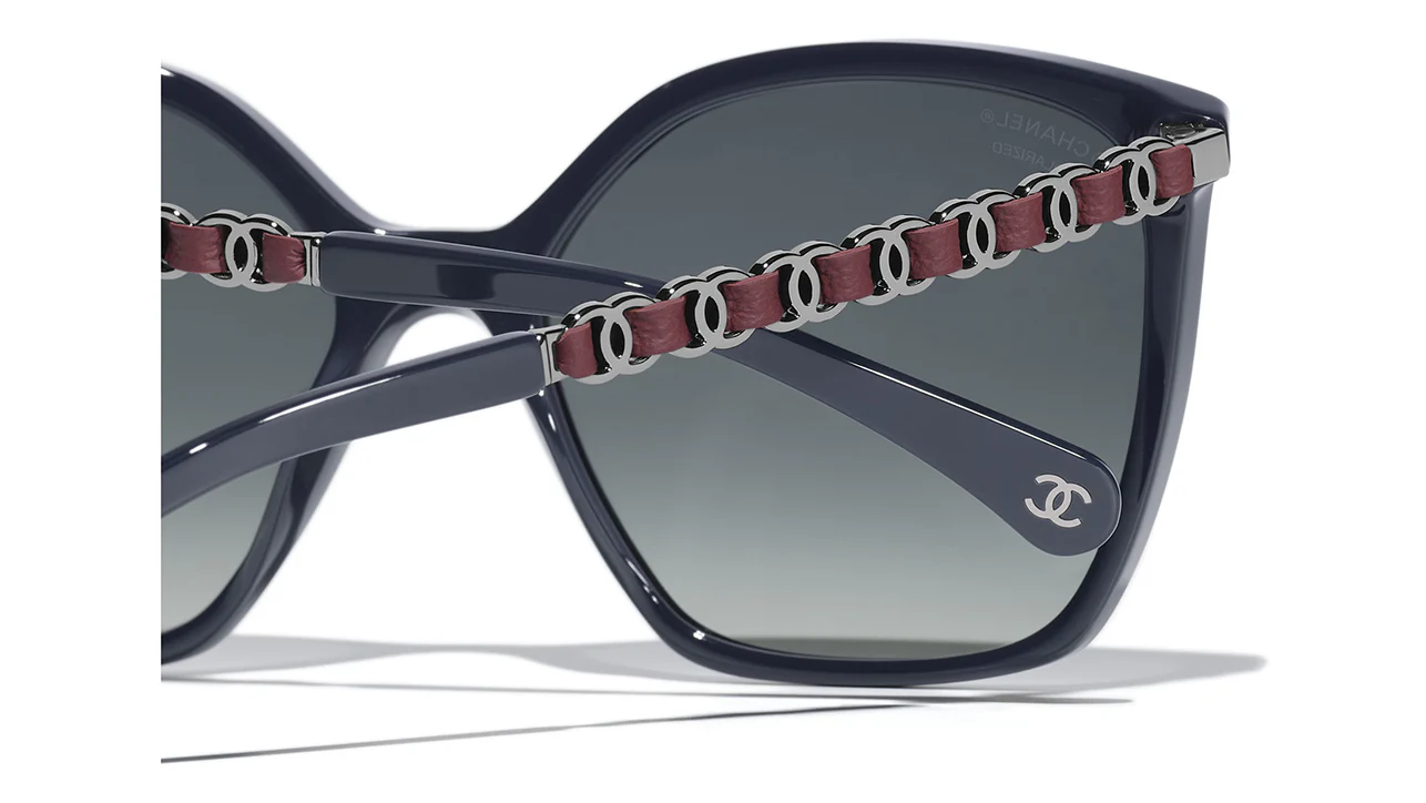 CHANEL 5546Q 1462/K4 Sunglasses - Image 4