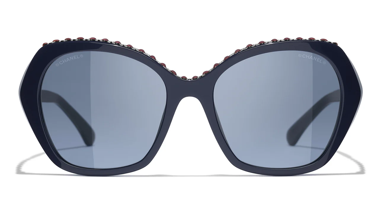 CHANEL 5547Q 1462/S2 Sunglasses - Image 2
