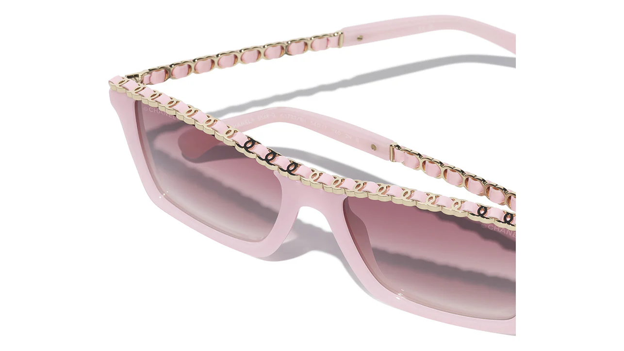 CHANEL 5548Q 1733/8H Sunglasses - Image 4