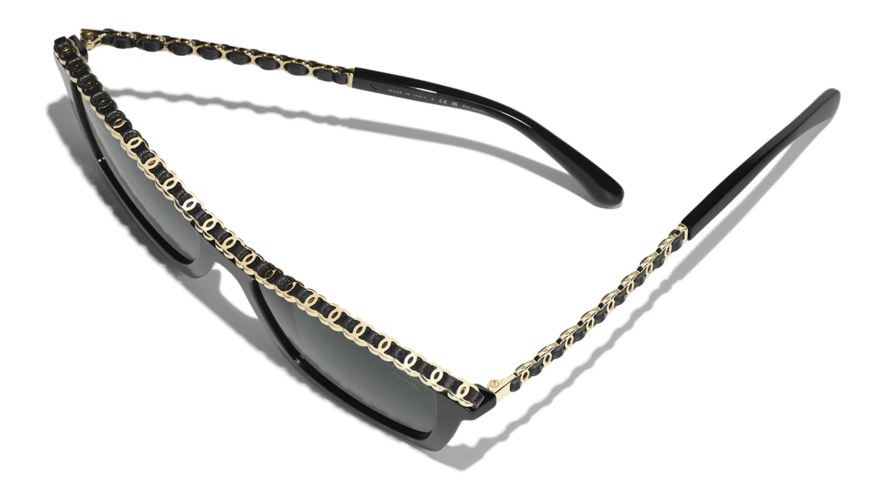 CHANEL 5548Q C622/T8 Sunglasses - Image 4