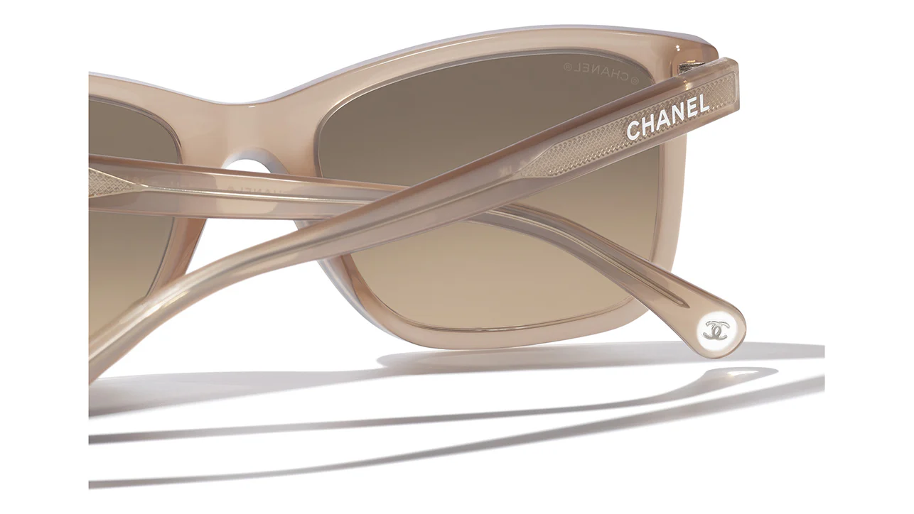 CHANEL 5551U 1812/43 Sunglasses - Image 4