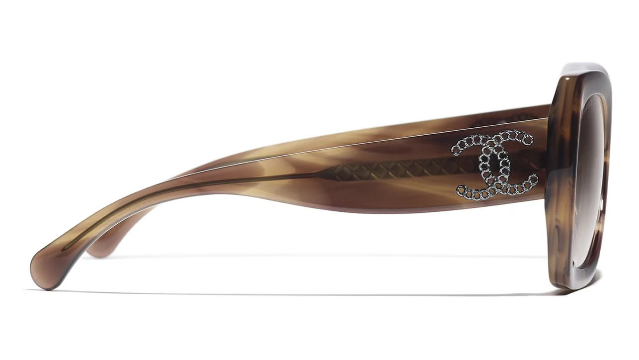 CHANEL 5555 1416/0A Sunglasses - Image 3