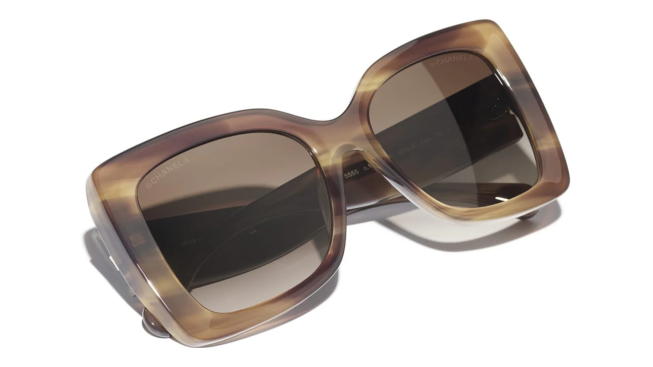 CHANEL 5555 1416/0A Sunglasses - Image 4