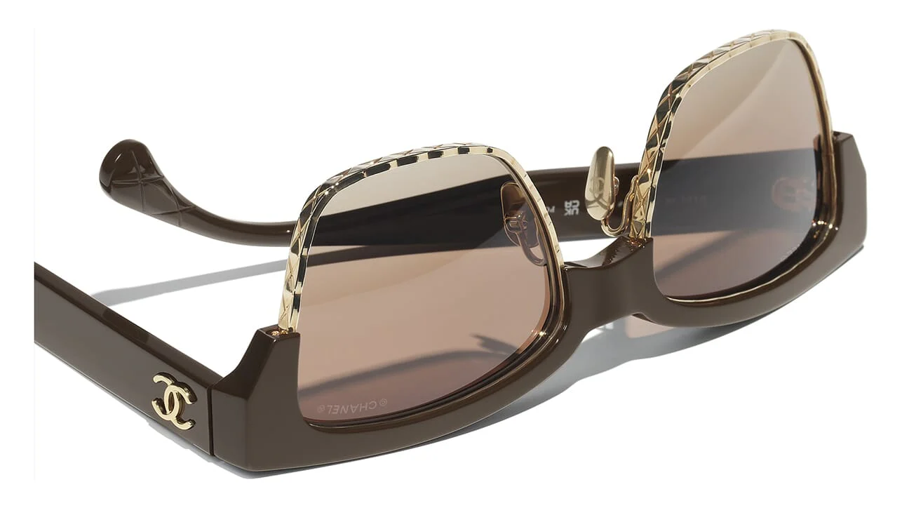 CHANEL 5558 1460/S5 Sunglasses - Image 4