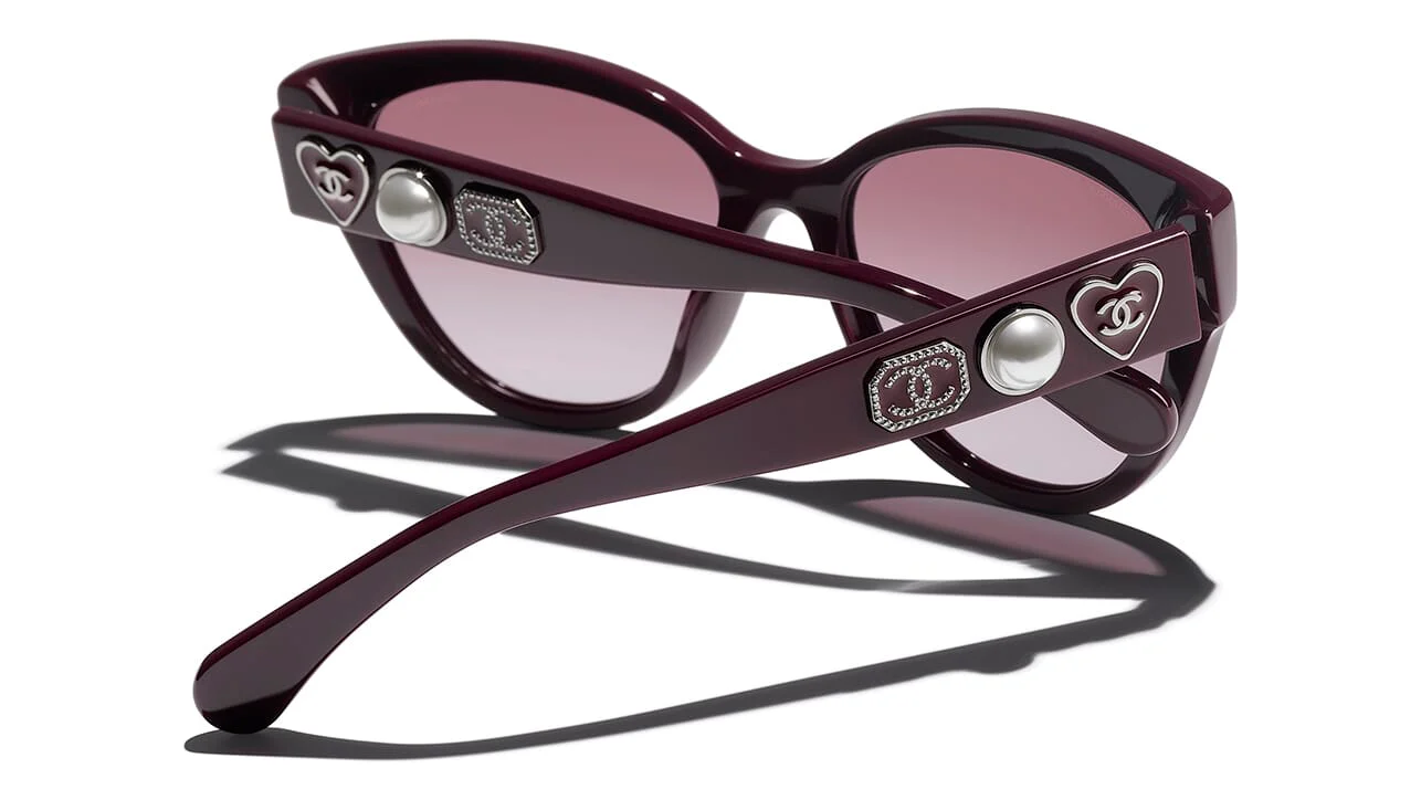 CHANEL Coco Charms 5477 1448/S1 Sunglasses - Image 4