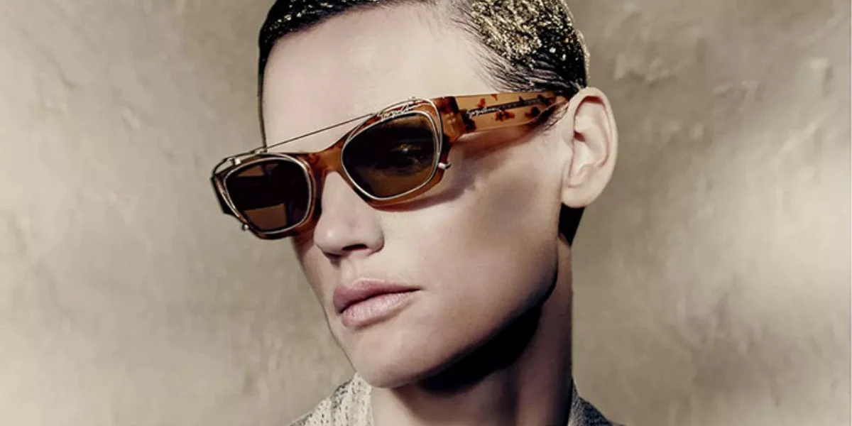 Giorgio Armani AR8185U 5988/1W - As Seen On Saskia de Brauw - Image 4