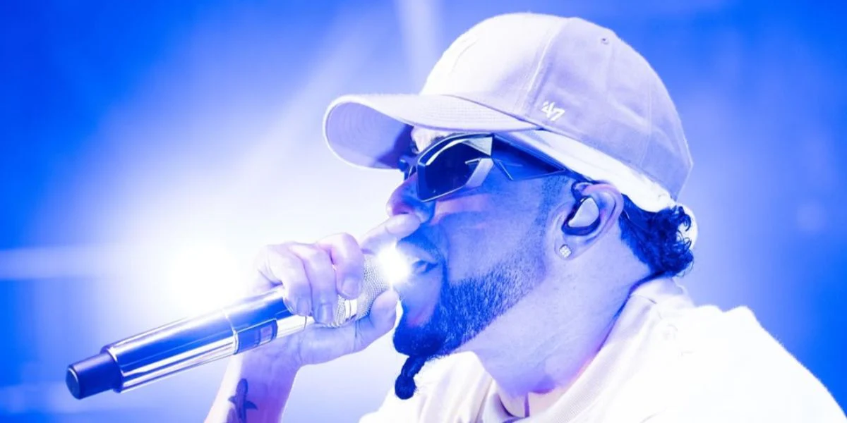 Givenchy GV40049U 01A - As Seen On Yandel & Taeyang - Image 4