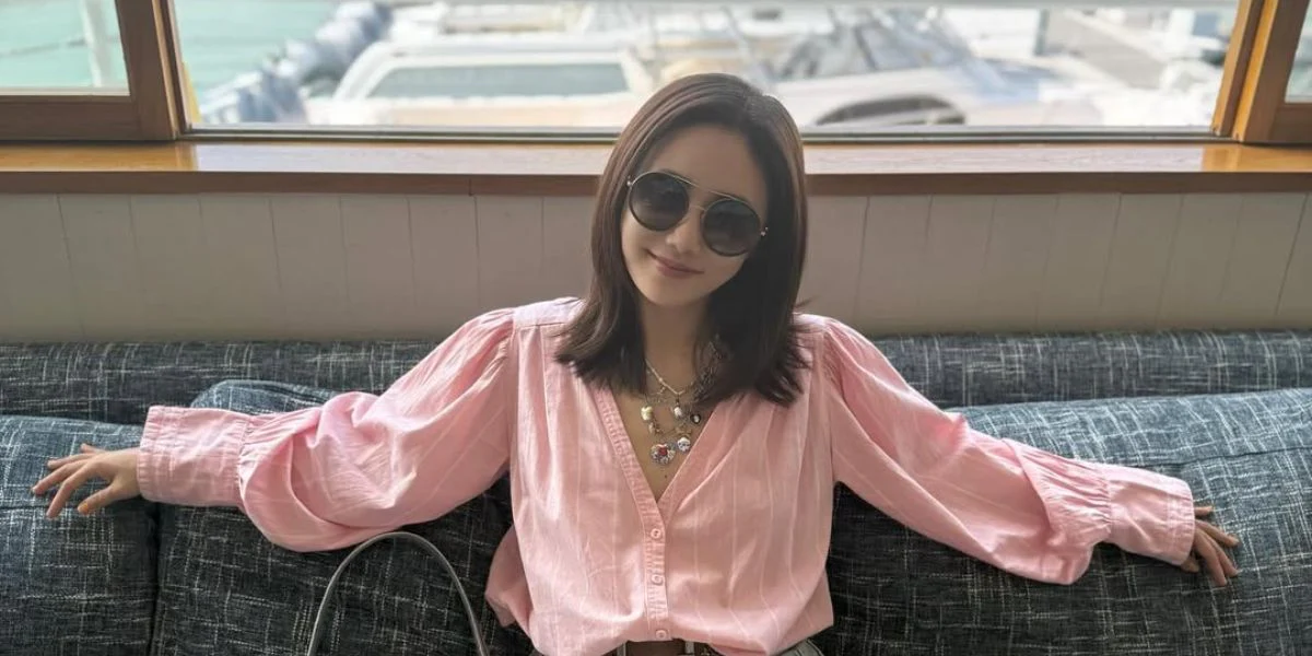 Gucci GG0061S 001 - As Seen On Binky Felstead & Liu Yun - Image 5