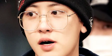 Gucci GG0396O 002 Gold - As Seen On Chanyeol Of Exo - Image 4