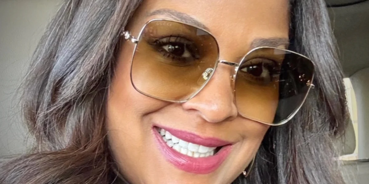 Gucci GG0879S 002 - As Seen On Da'Vine Joy Randolph & Lana Parrilla - Image 6