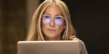 Gucci GG0952O 002 - As Seen On Sarah Jessica Parker - Image 4
